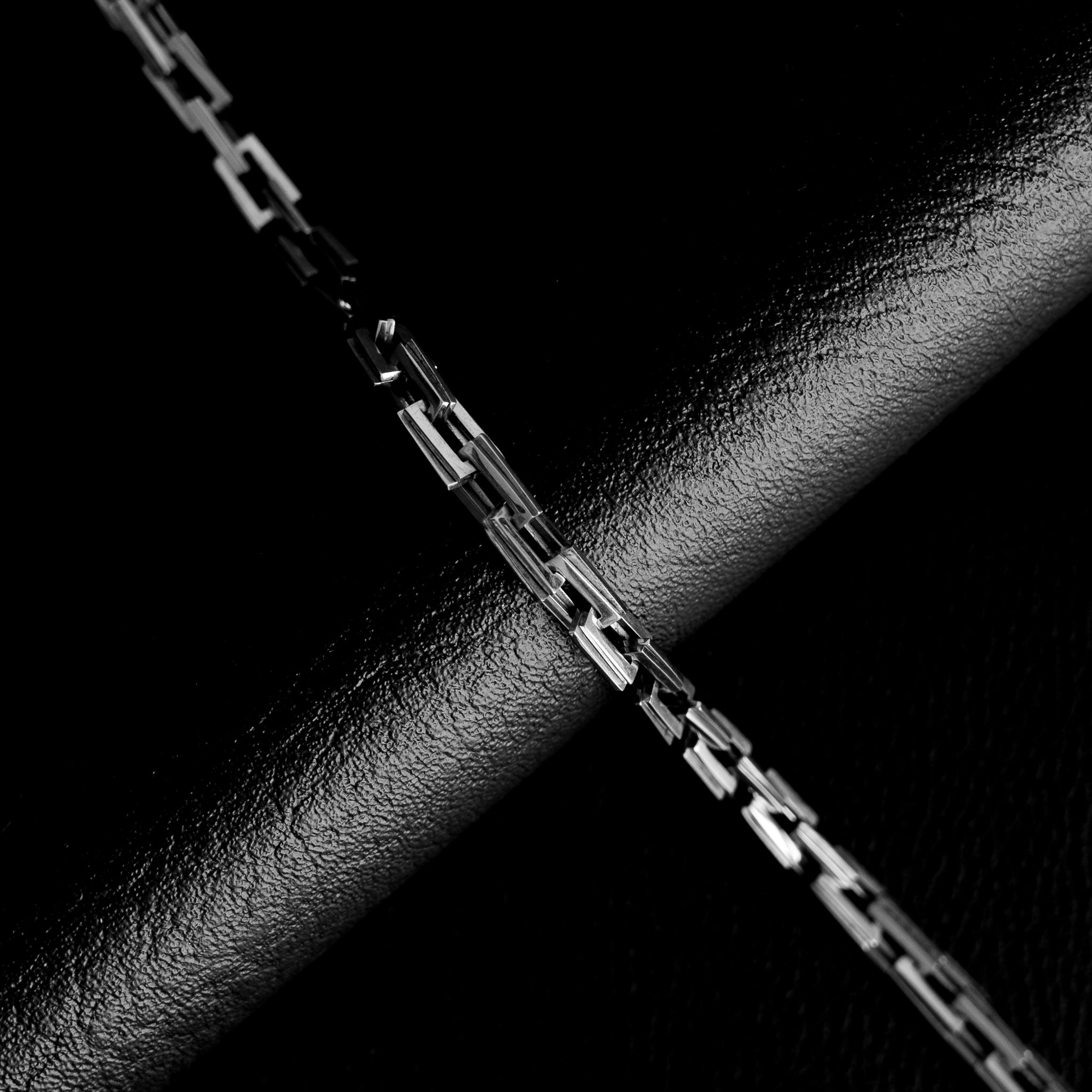 Cadena Titan plateado 12 mm