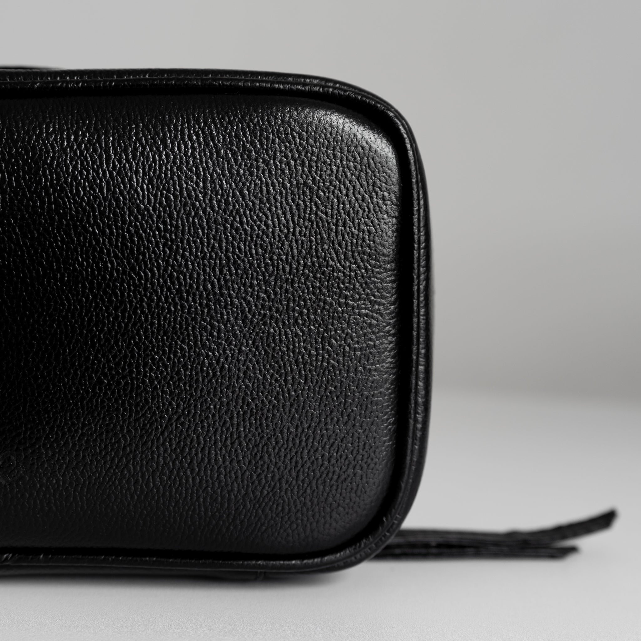 Nomad Case (Cuero animal) - Bezzen