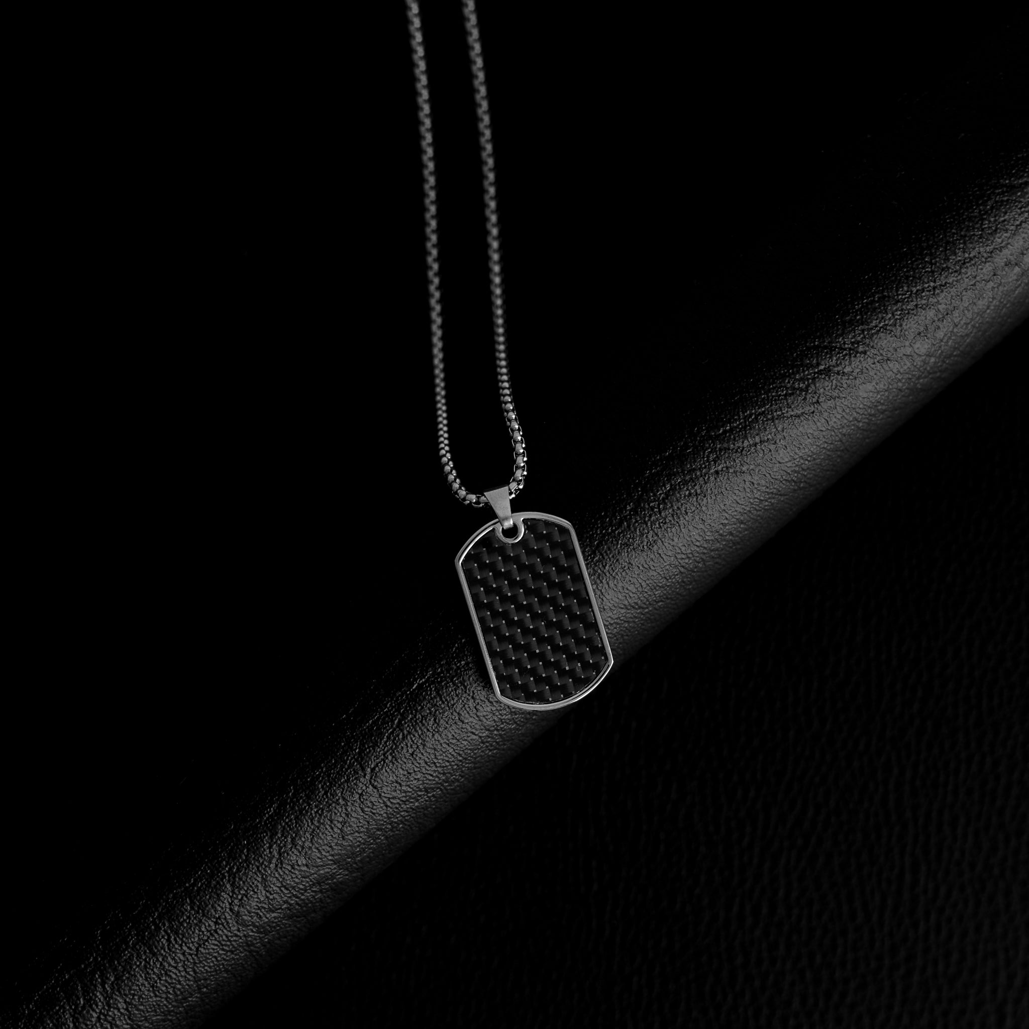 Cadena Tokyo plateado con dije