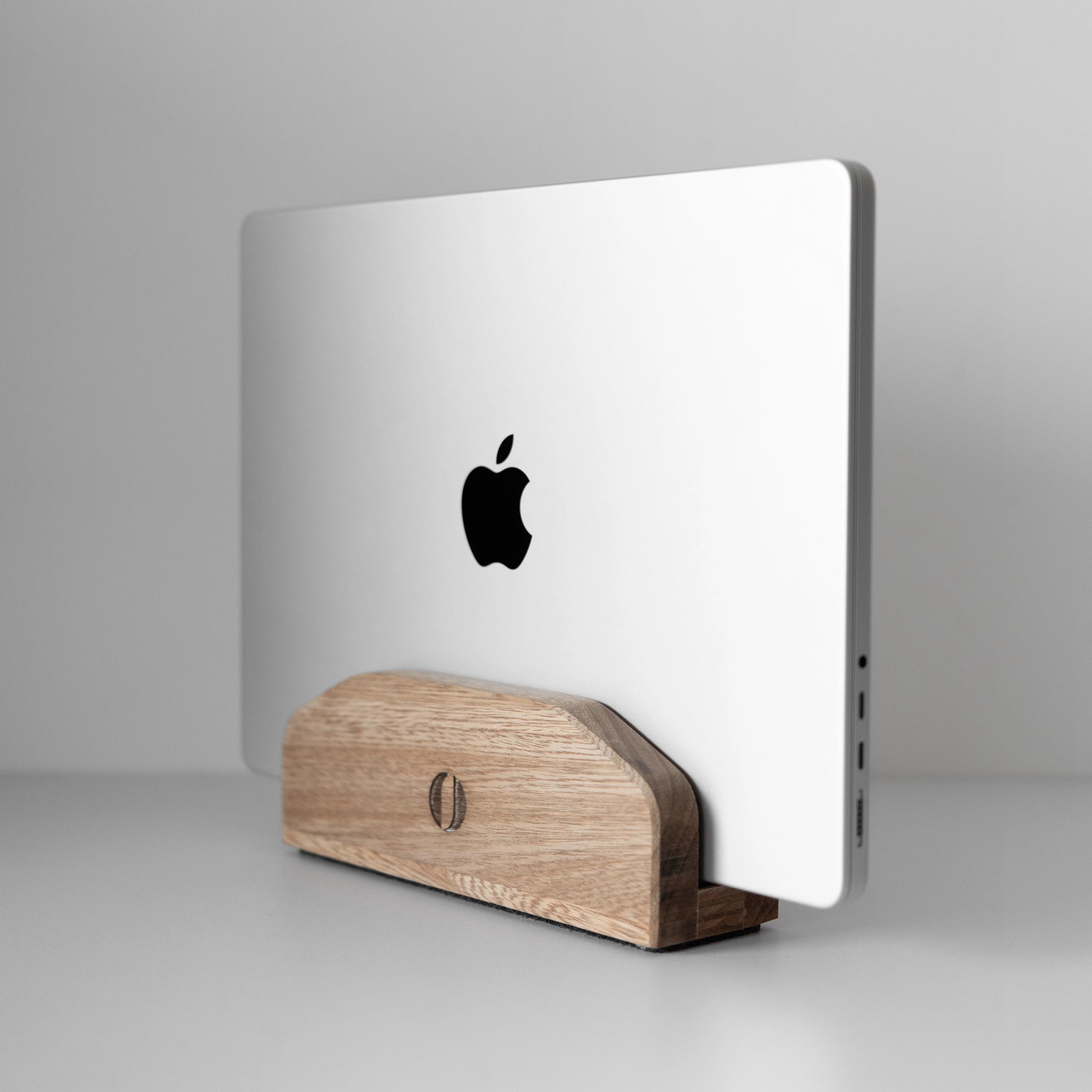 Vertical Stand
